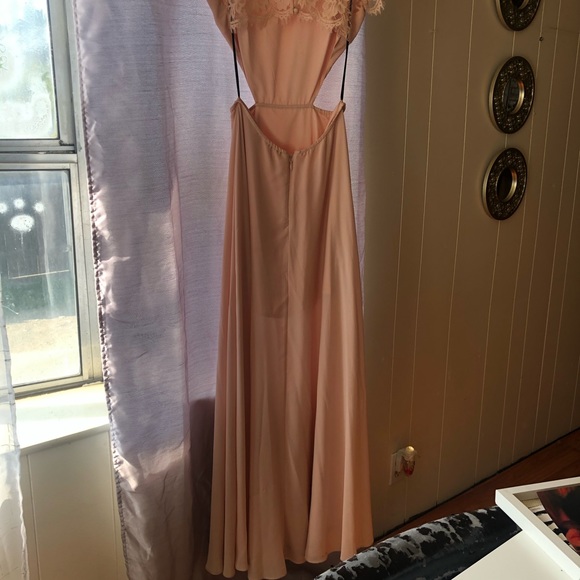PROM DRESS - Picture 2 of 5